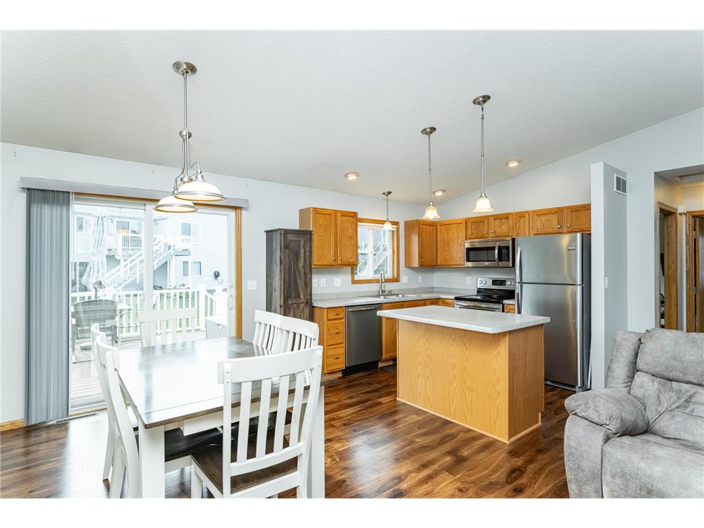 810 19th Street Zumbrota MN 55992 7039621 image2