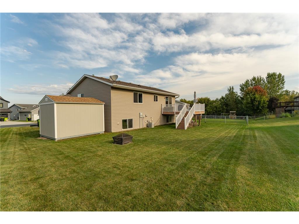 810 19th Street Zumbrota MN 55992 7039621 image29