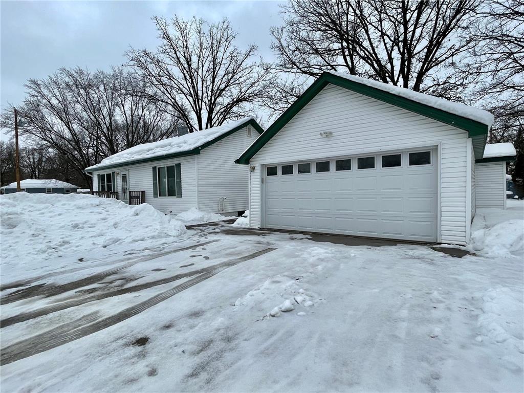 810 2nd Avenue NW, Milaca, MN 56353 MLS 6324992 Edina Realty