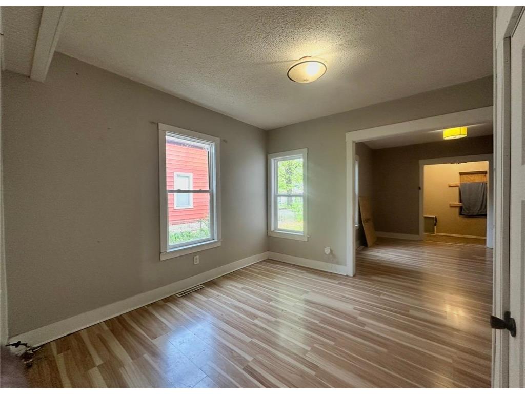 810 30th Avenue N Minneapolis MN 55411 7099777 image1