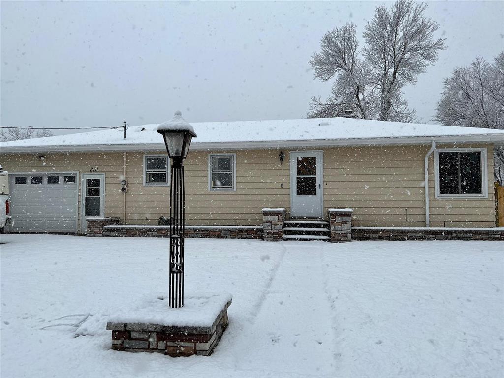 810 3rd Avenue SE, Little Falls, MN, 56345 MLS 6357164 Edina Realty