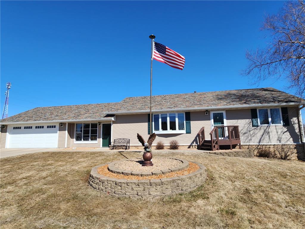 810 4th Avenue SW, Plainview, MN, 55964 MLS 6348484 Edina Realty