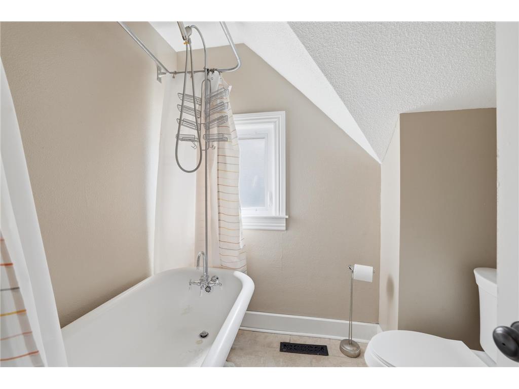 810 6th Street Hudson WI 54016 6826774 image23