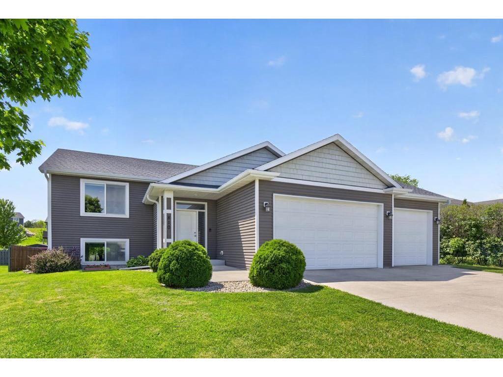 810 8th Avenue SW Pine Island MN 55963 7080496 image1