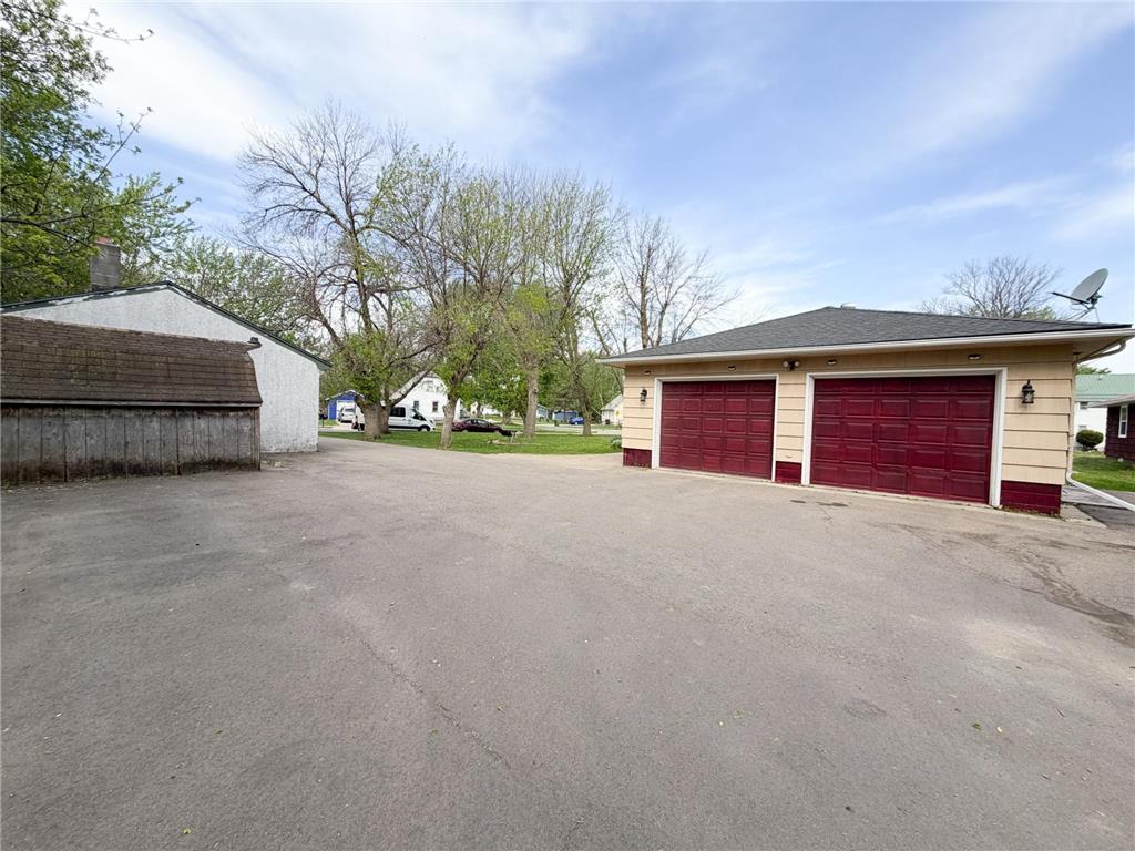 810 8th Avenue Worthington MN 56187 7074235 image10