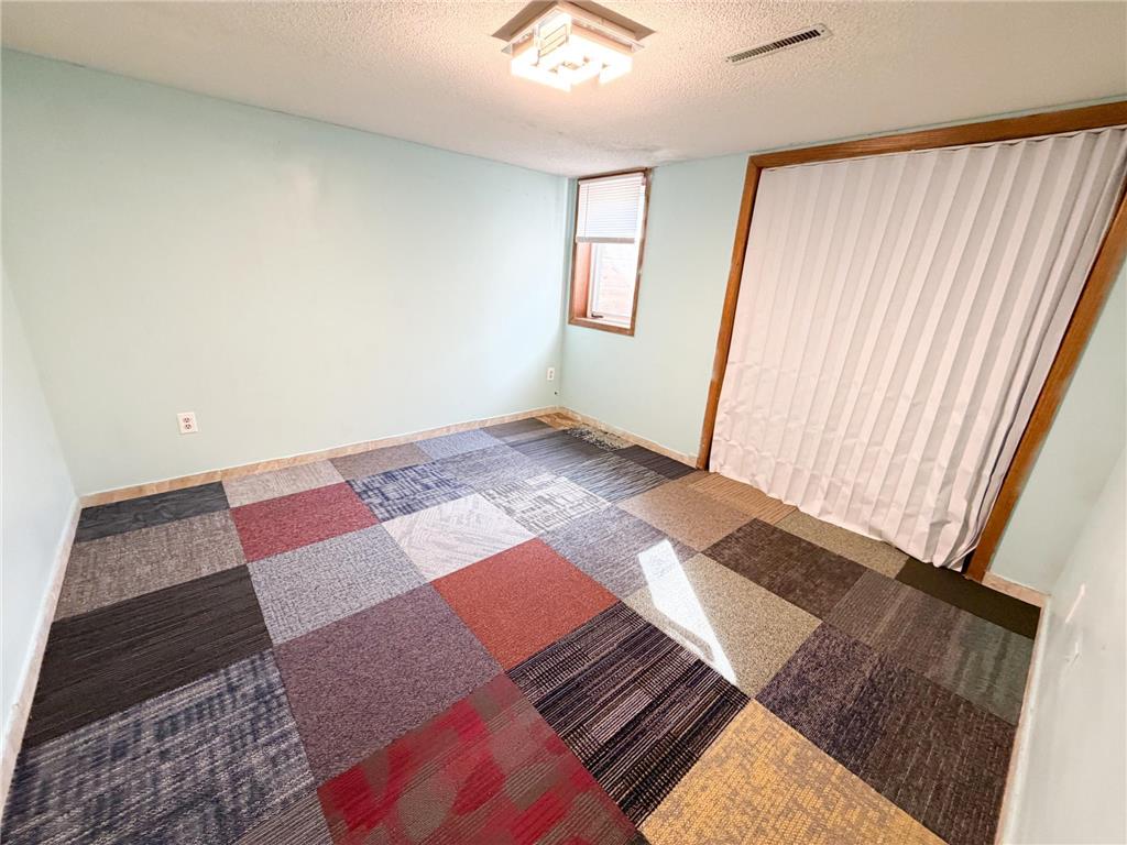 810 8th Avenue Worthington MN 56187 7074235 image50