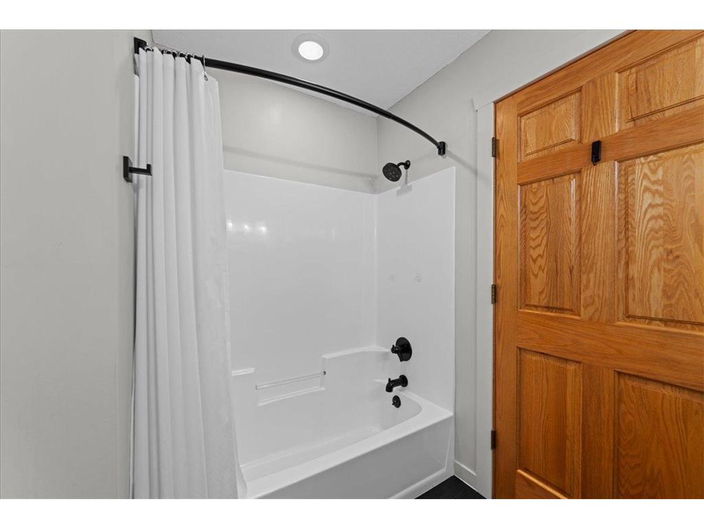 810 Antler Ridge Hudson WI 54016 7037517 image17