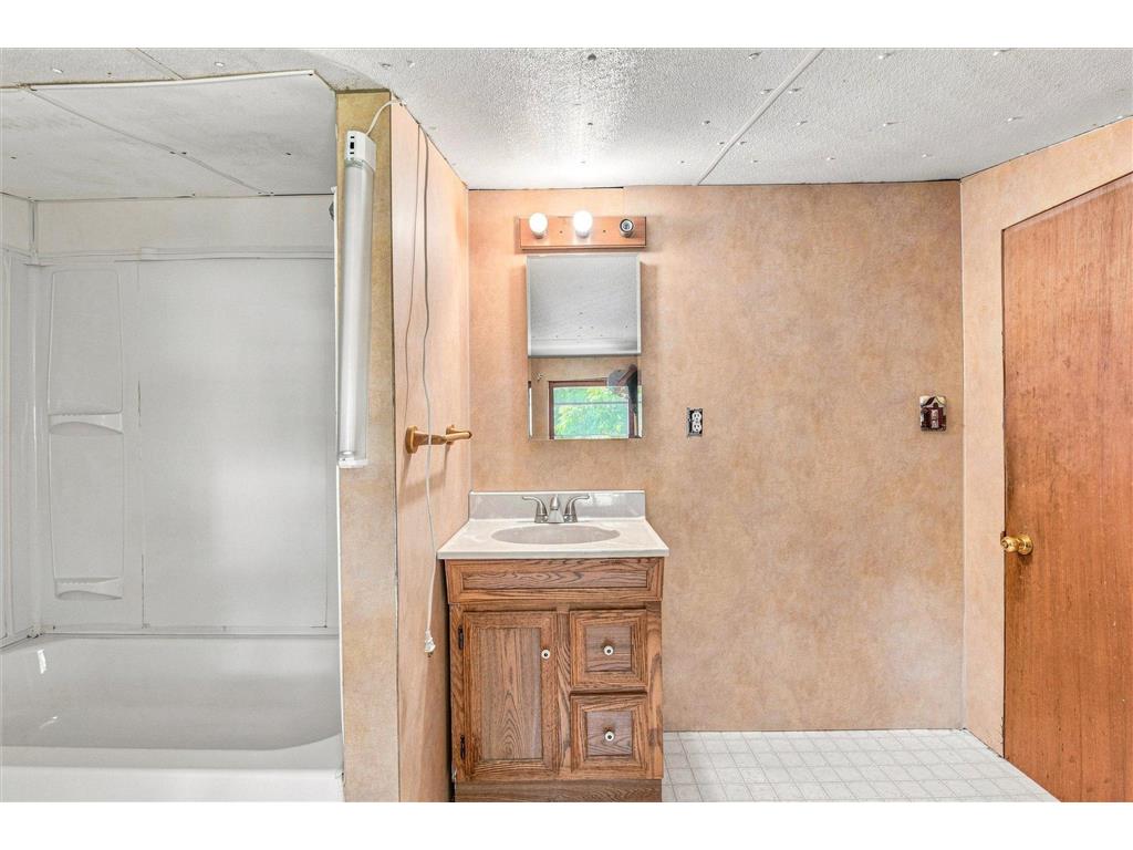 810 Chieftain Street Osceola WI 54020 7110498 image26