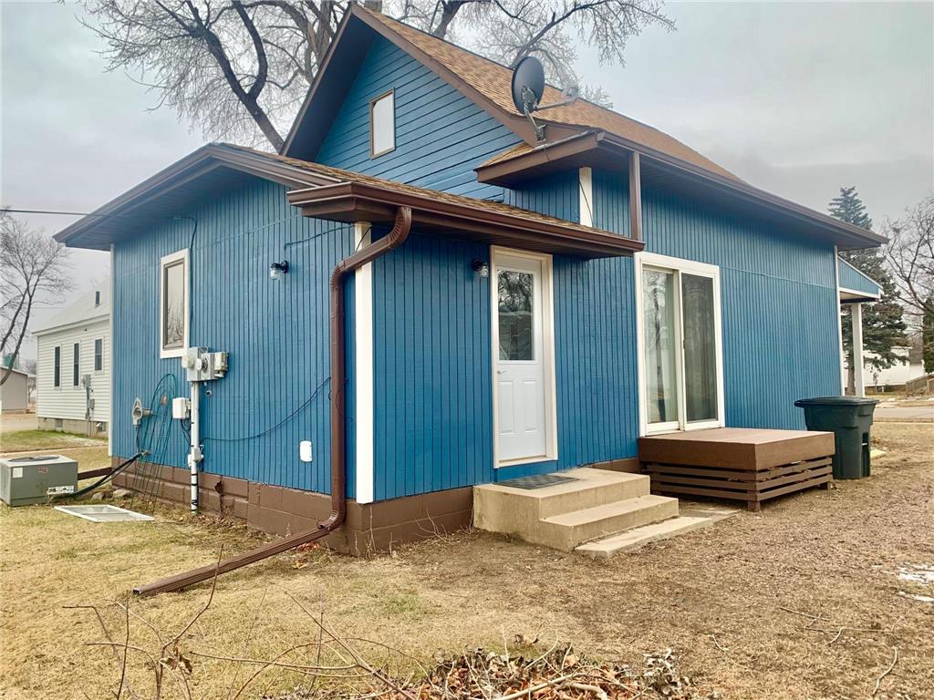 810 Haarfager Avenue N, Canby, MN, 56220 MLS 7774440 Edina Realty