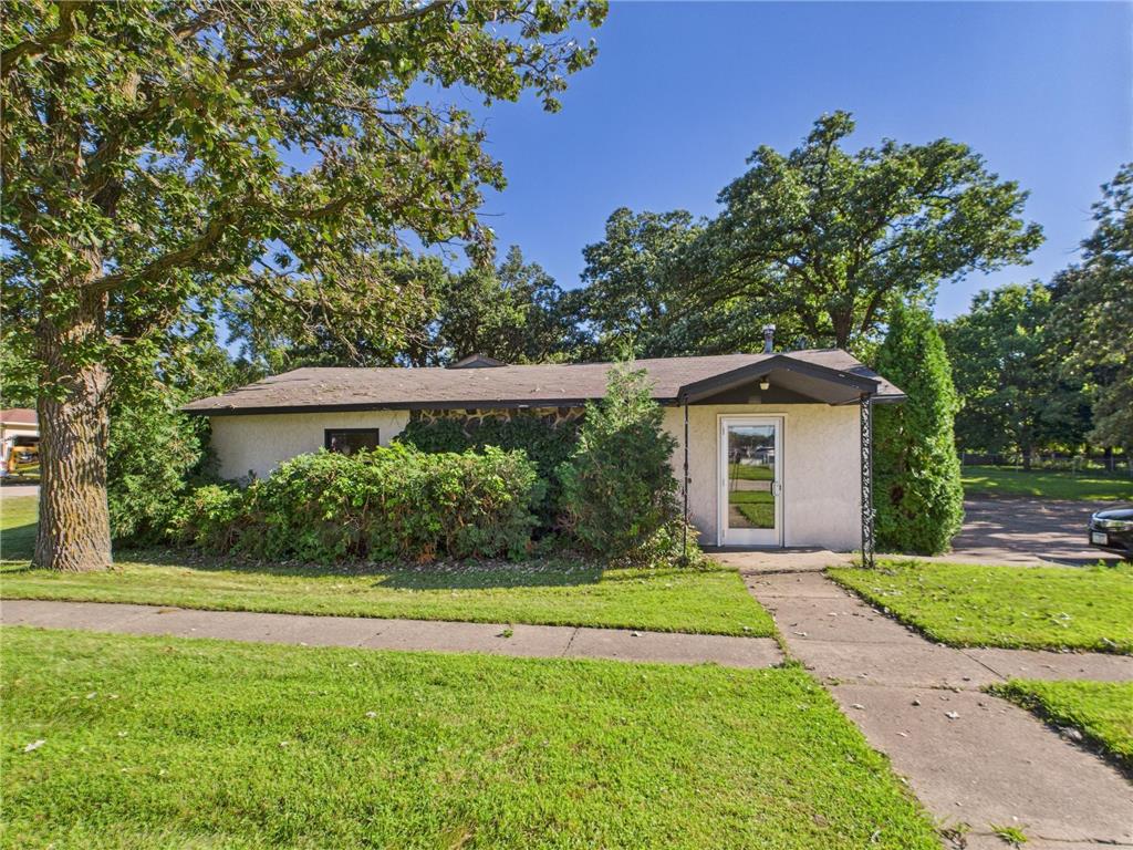 810 Henry Avenue Alexandria MN 56308 6775532 image1