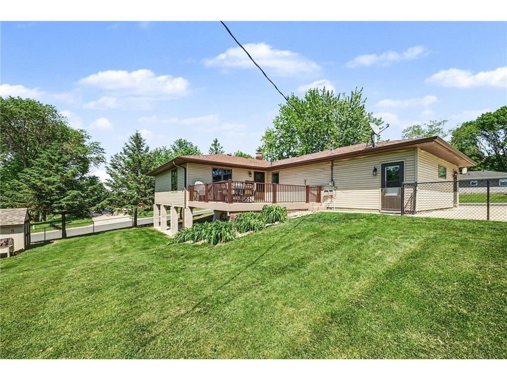 810 Hillcrest Drive Montgomery MN 56069 7079592 image16