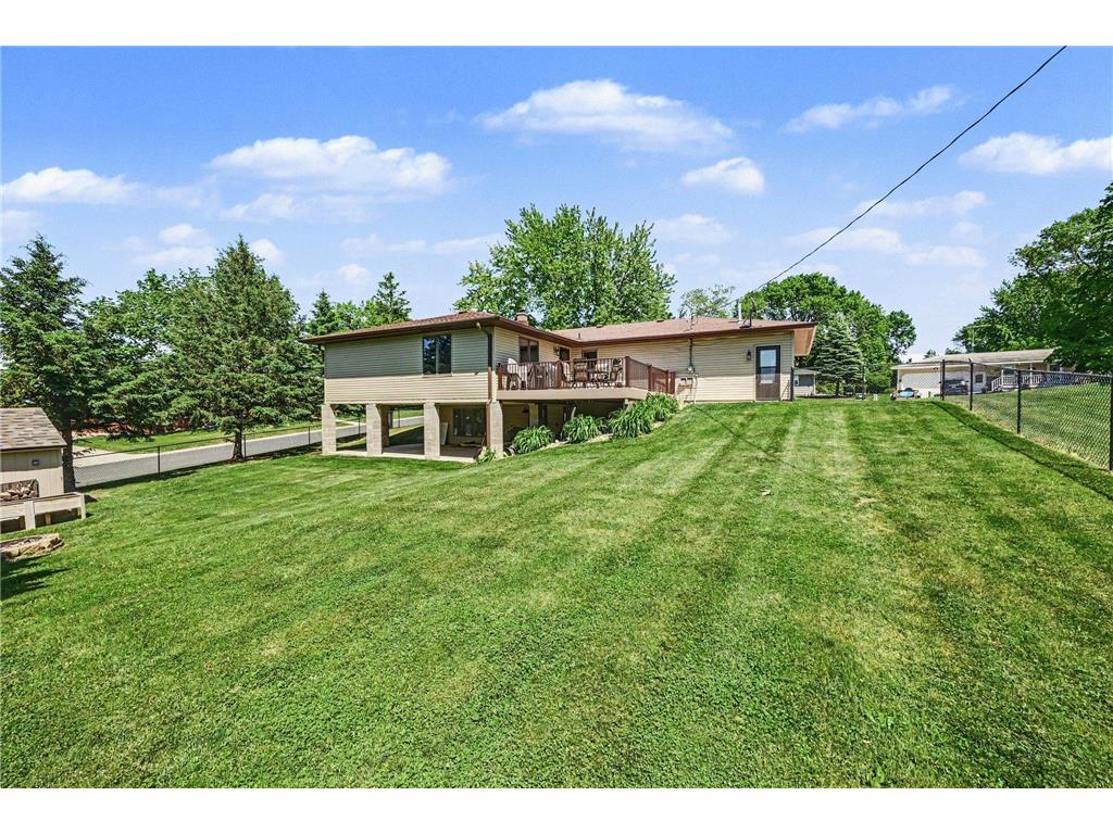 810 Hillcrest Drive Montgomery MN 56069 7079592 image17