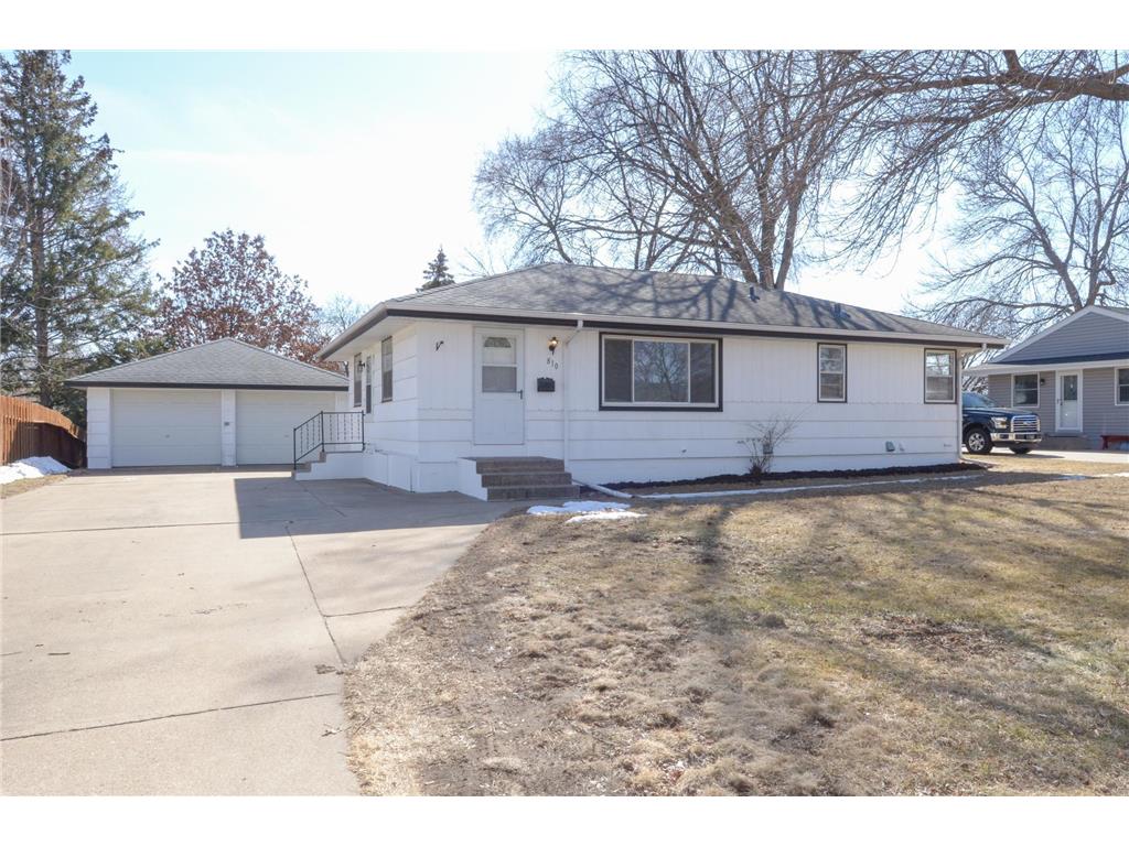 810 Pandora Drive NE Fridley MN 55432 6683665 image1