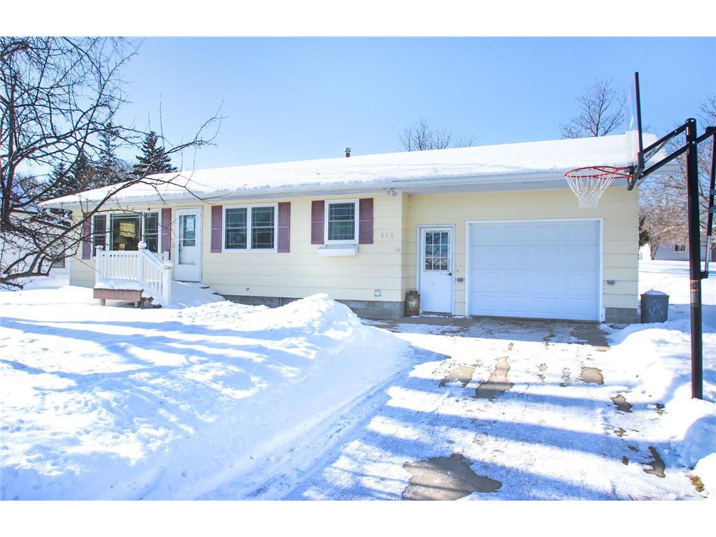 810 Pleasant Street Sauk Centre MN 56378 6319493 image1