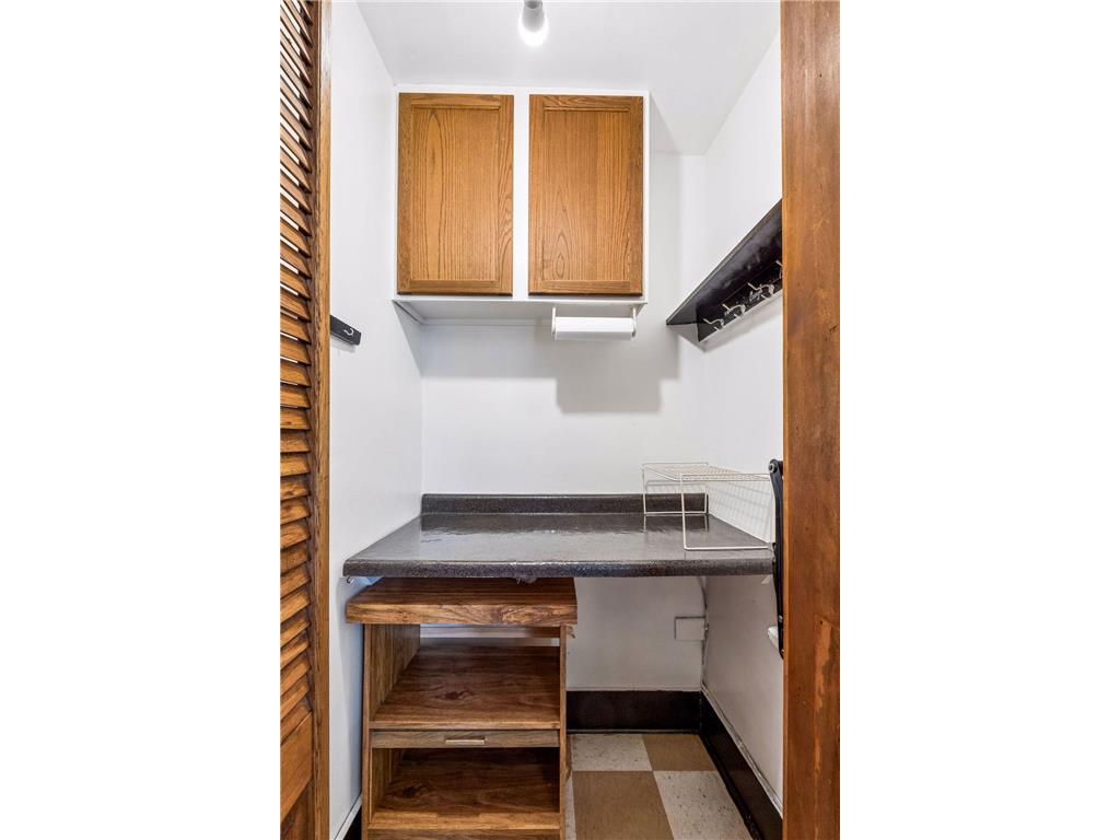 810 Randolph Avenue Saint Paul MN 55102 7098953 image13