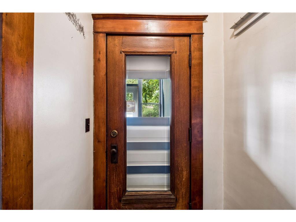 810 Randolph Avenue Saint Paul MN 55102 7098953 image20