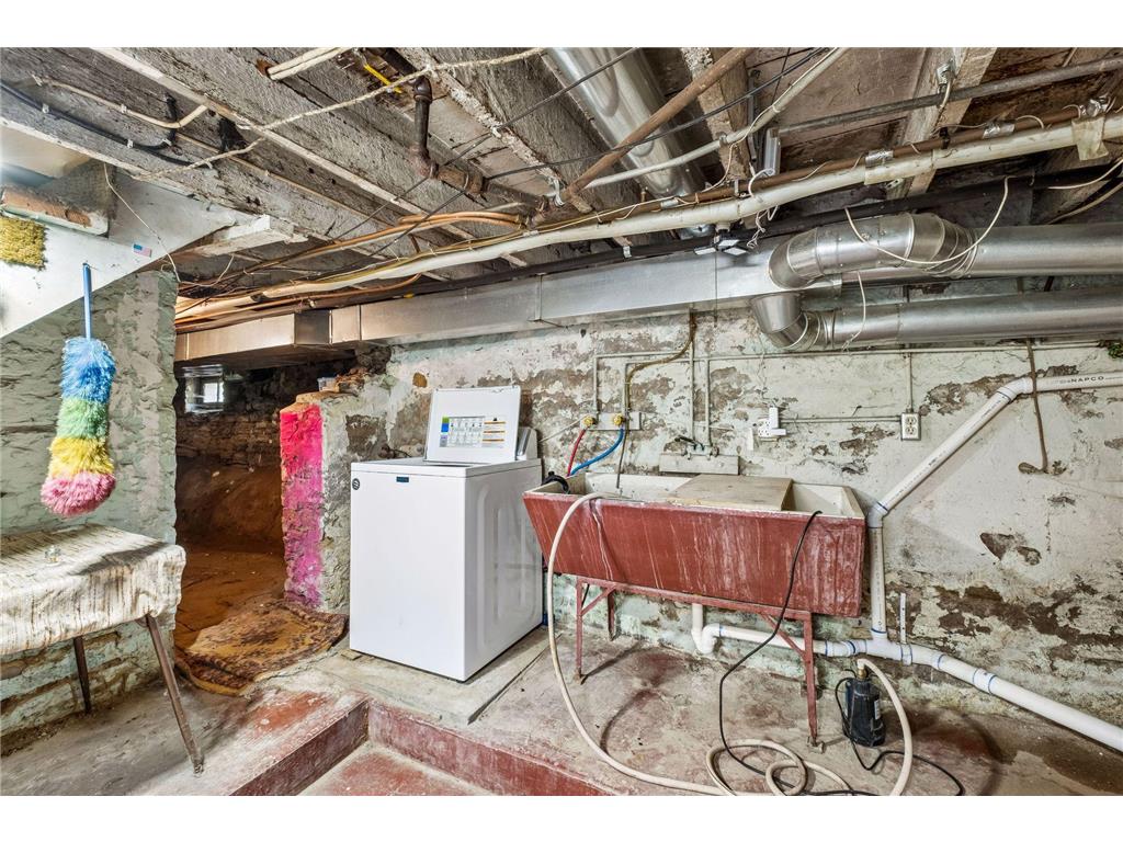 810 Randolph Avenue Saint Paul MN 55102 7098953 image22