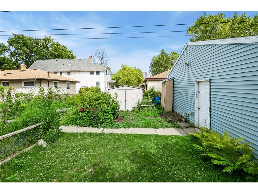 810 Randolph Avenue Saint Paul MN 55102 7098953 image23