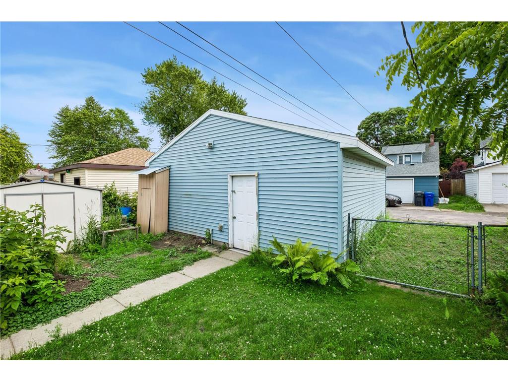 810 Randolph Avenue Saint Paul MN 55102 7098953 image27