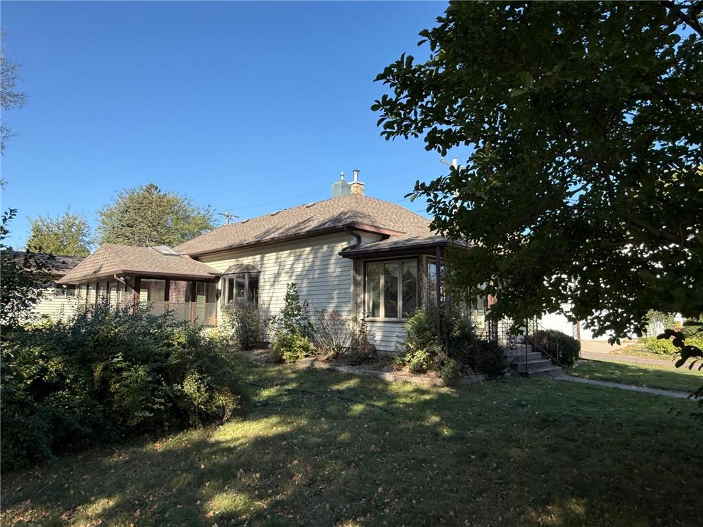 810 S Mill St Redwood Falls MN 56283 6802796 image1