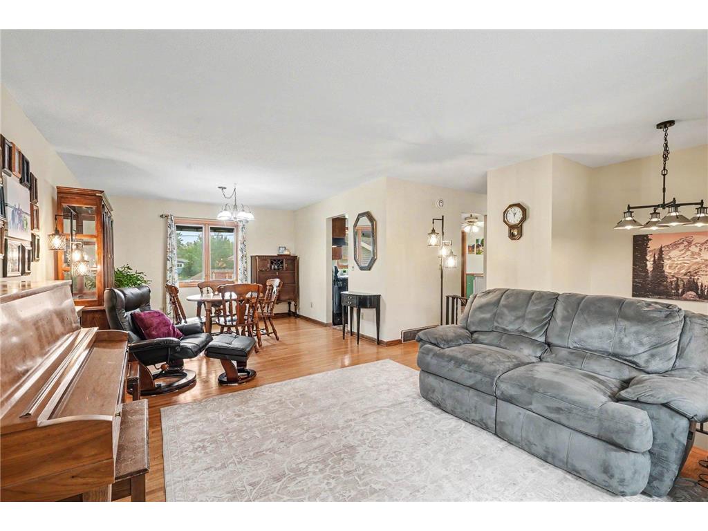 810 Sunny Lane Anoka MN 55303 7100242 image5