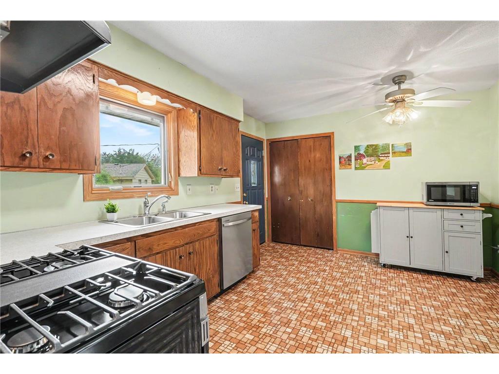 810 Sunny Lane Anoka MN 55303 7100242 image9