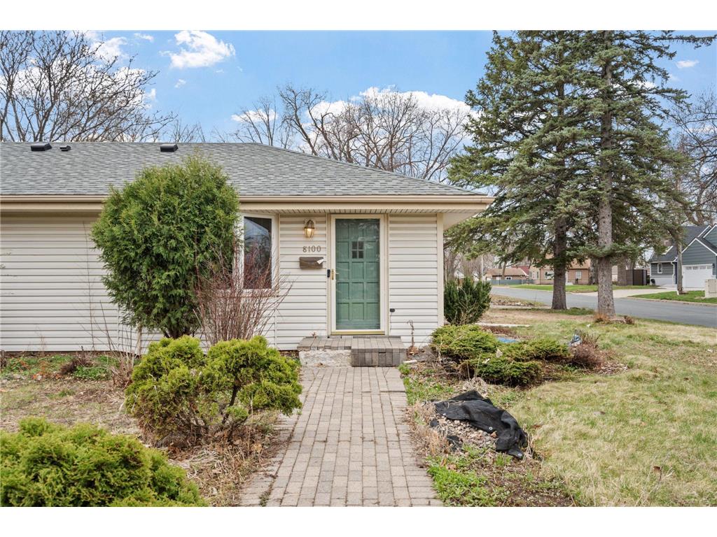 8100 Clinton Avenue S Bloomington MN 55420 7057375 image1