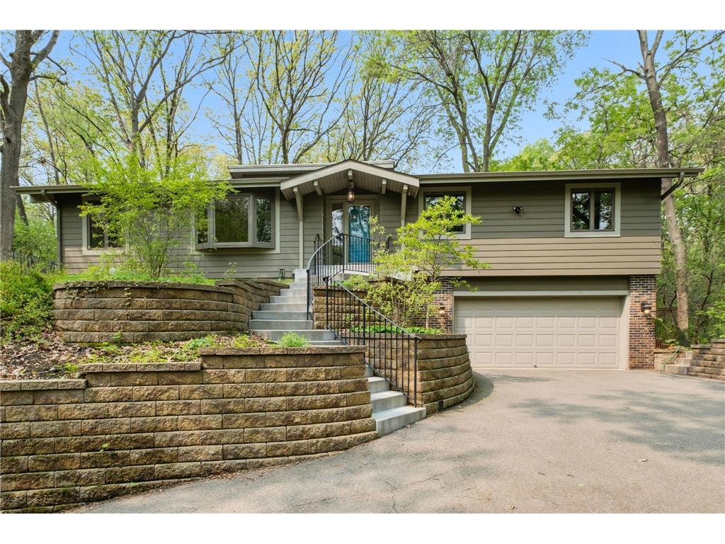 8100 Lea Road Bloomington MN 55438 6355526 image1