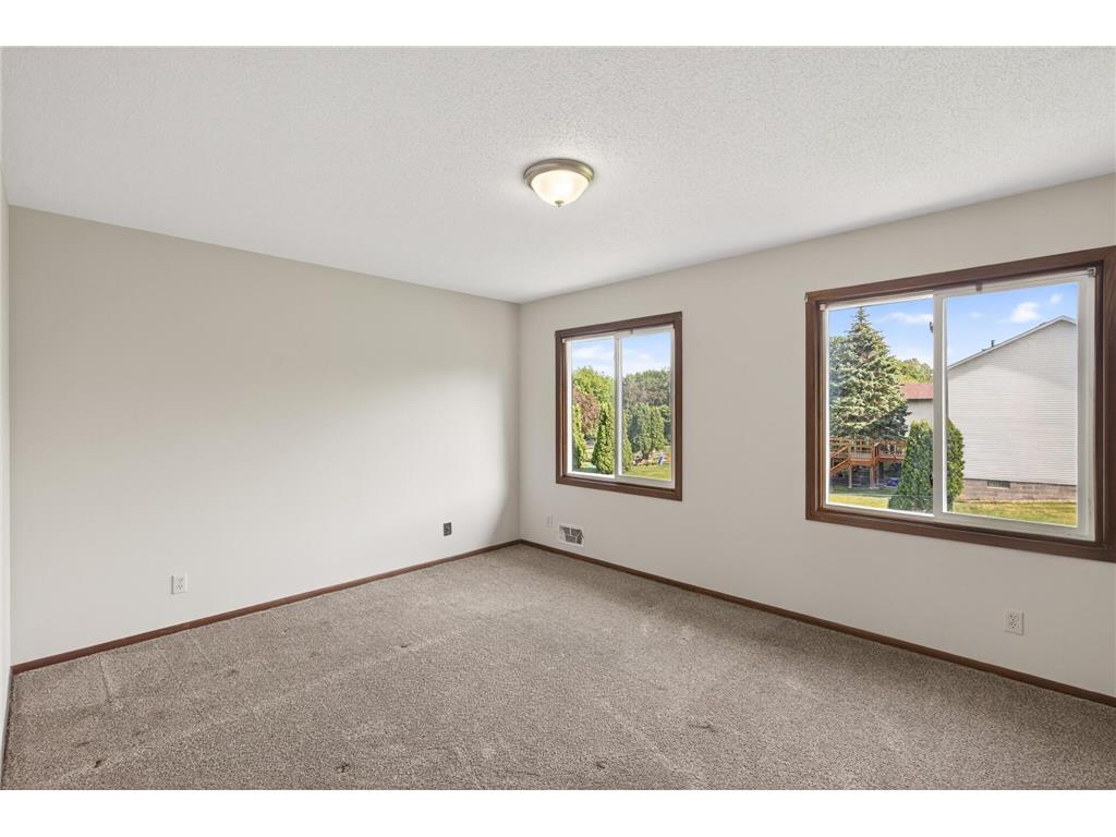 8100 W 102nd Street Bloomington MN 55438 7080003 image17
