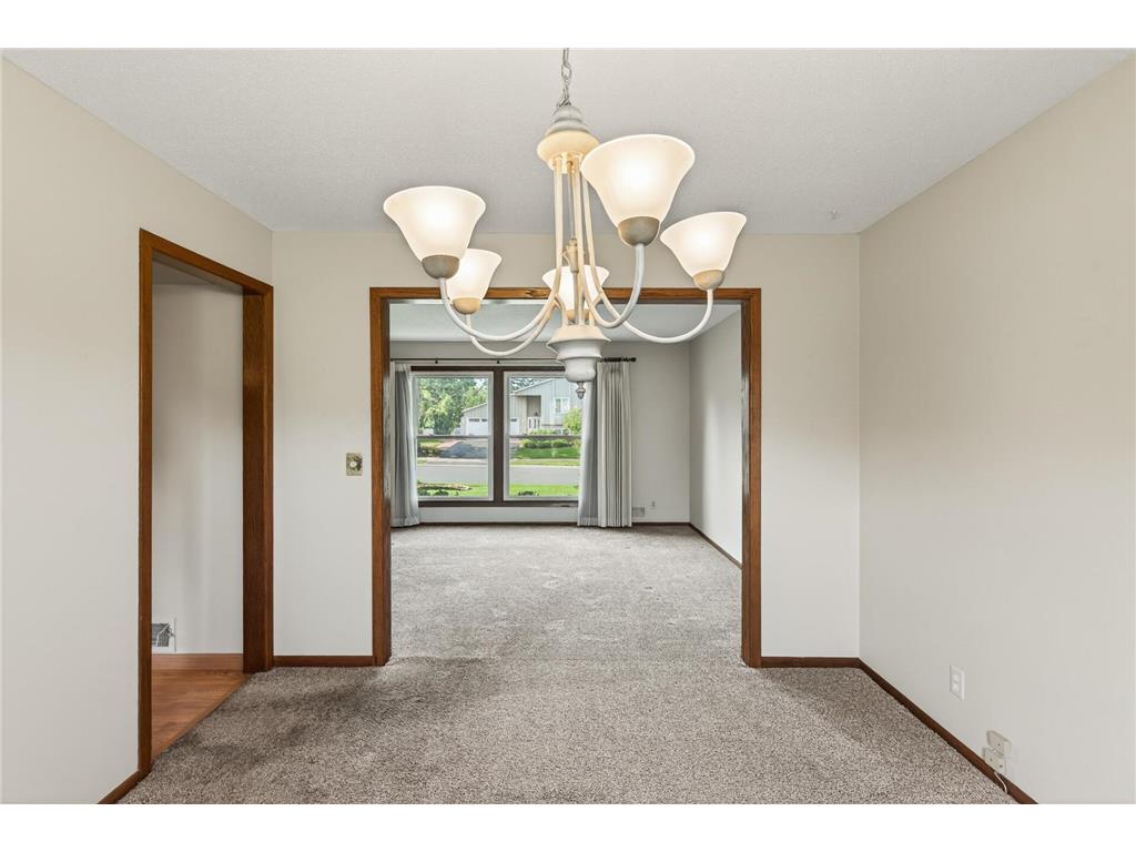 8100 W 102nd Street Bloomington MN 55438 7080003 image6
