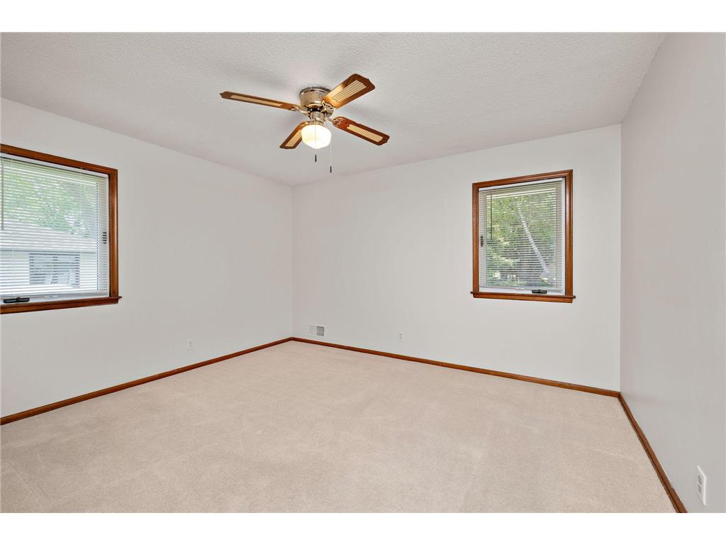 8101 47th Avenue N New Hope MN 55428 7074346 image13