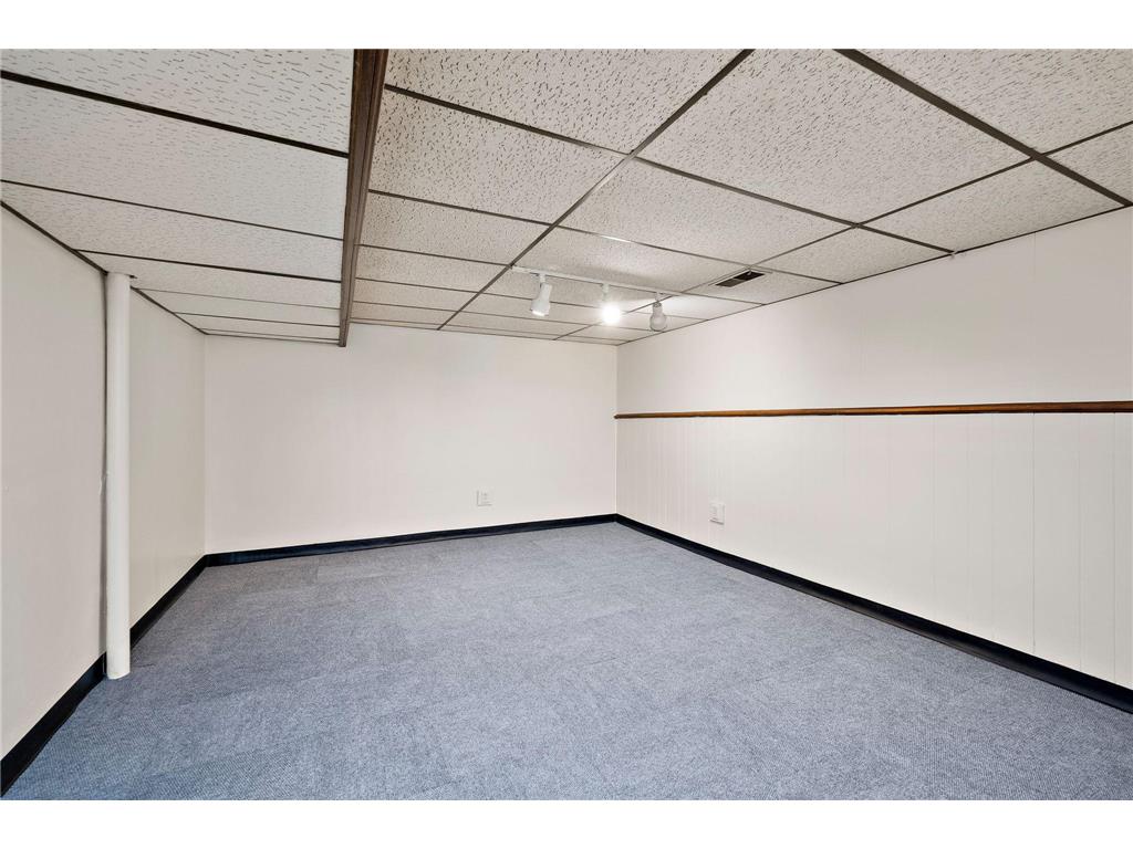 8101 47th Avenue N New Hope MN 55428 7074346 image19