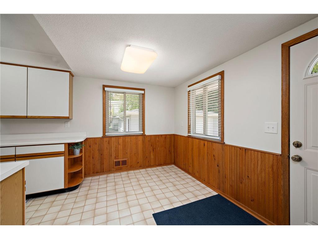 8101 47th Avenue N New Hope MN 55428 7074346 image5