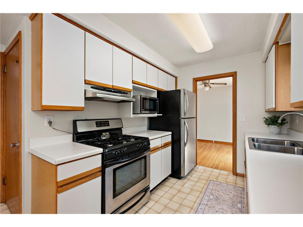 8101 47th Avenue N New Hope MN 55428 7074346 image9