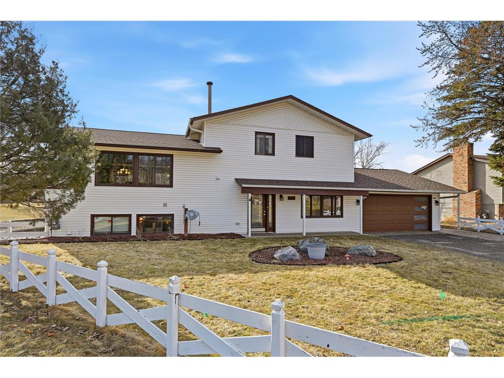 8101 Idaho Avenue N Brooklyn Park MN 55445 7041043 image1