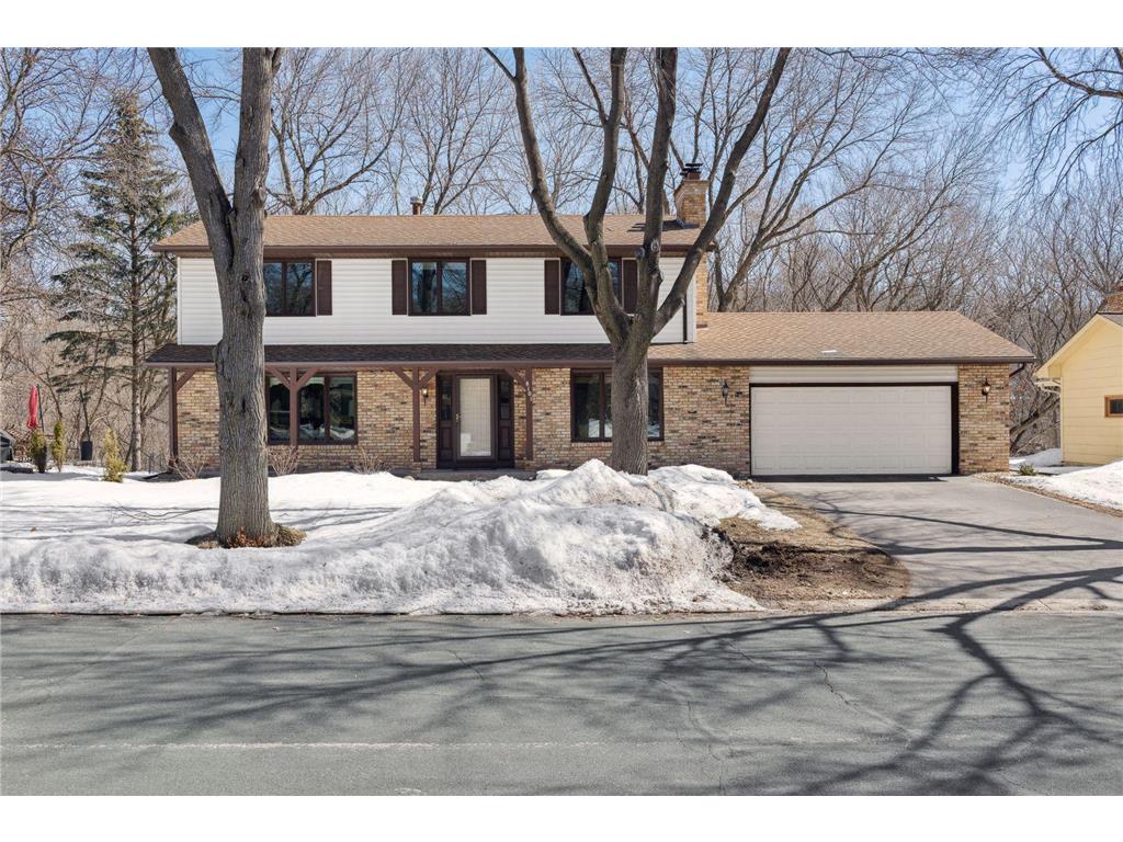 8101 Tierneys Woods Curve Bloomington MN 55438 6343281 image1