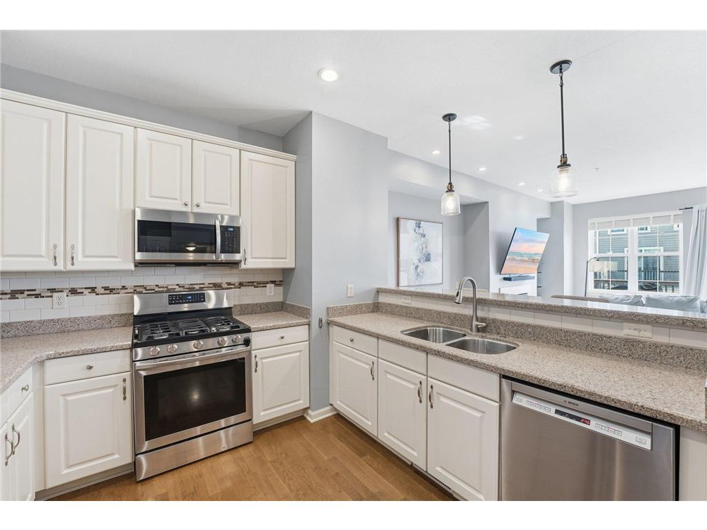 8103 Oakview Drive N Maple Grove MN 55369 7047729 image17