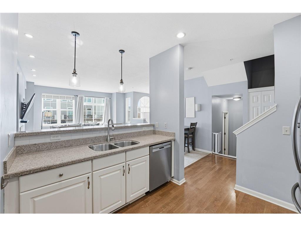 8103 Oakview Drive N Maple Grove MN 55369 7047729 image19
