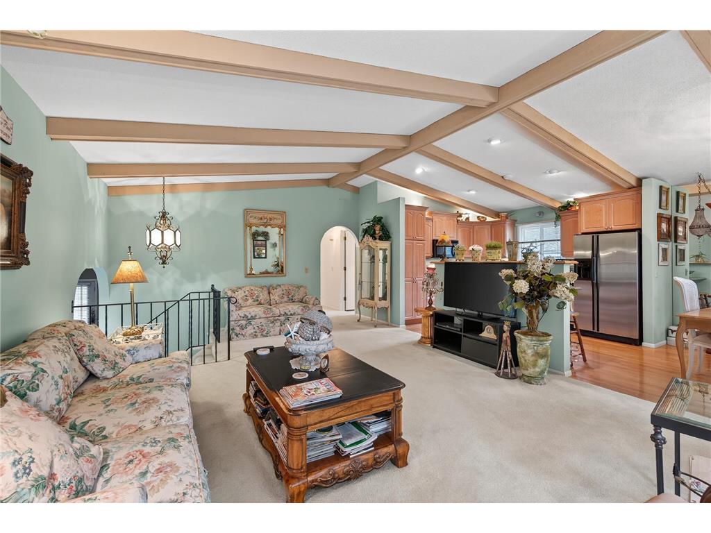 8104 Fairmont Circle NE Fridley MN 55432 6806872 image1