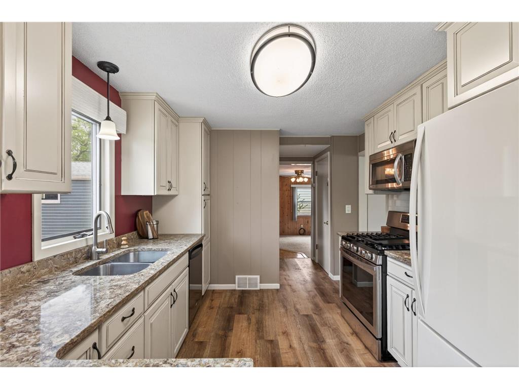 8104 Harkness Road S Cottage Grove MN 55016 7047130 image13