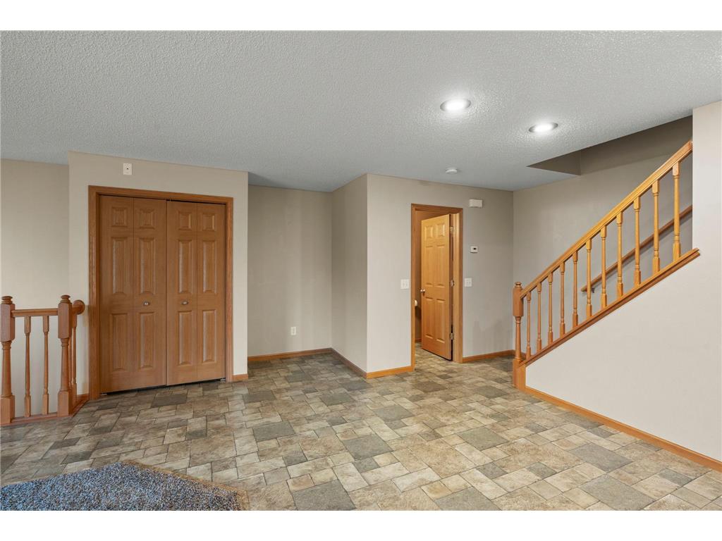 8105 Darcy Lane Inver Grove Heights MN 55076 7055911 image16