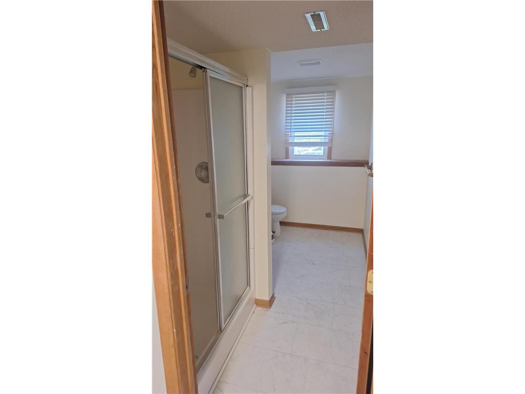 8106 Groveland Road Mounds View MN 55112 7059489 image31