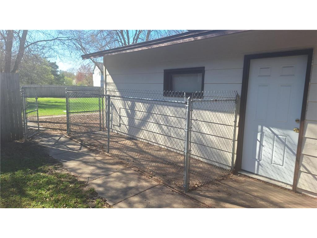8106 Groveland Road Mounds View MN 55112 7059489 image34