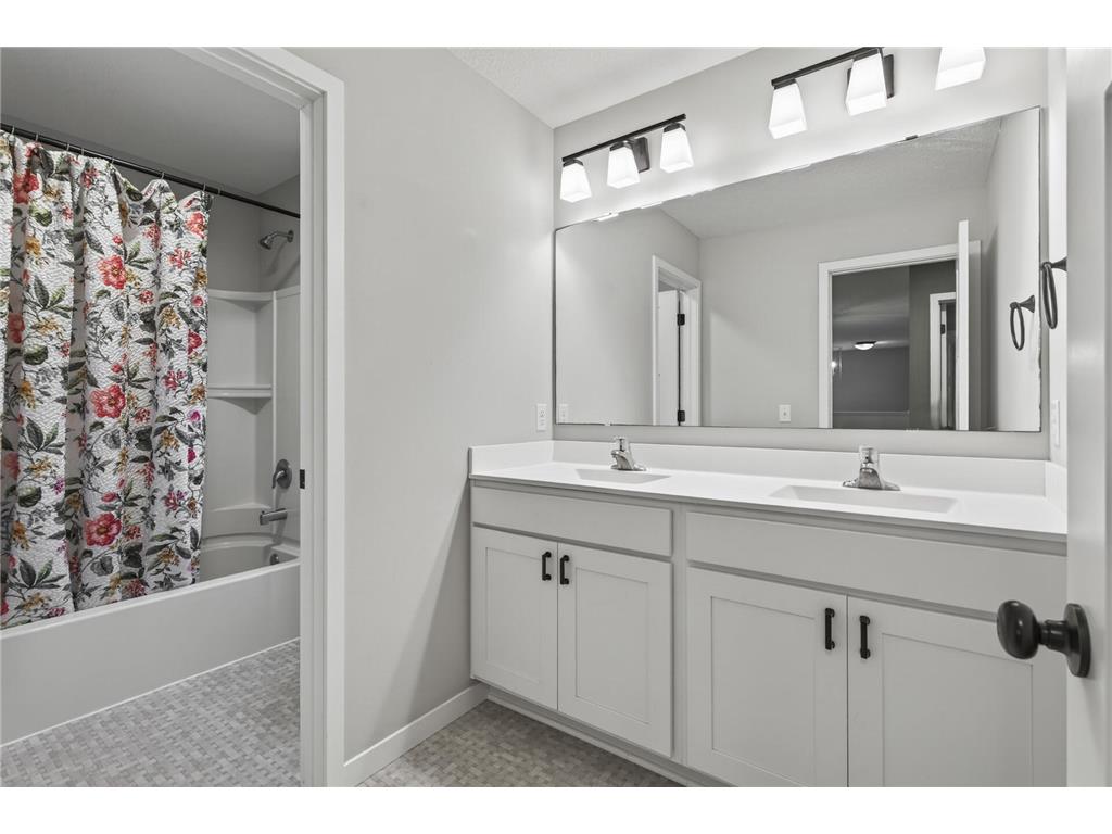 8107 157th Terrace Savage MN 55378 7061780 image25