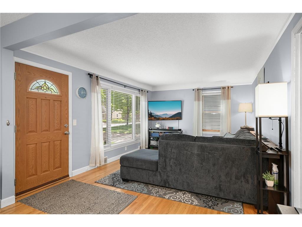 8108 3rd Avenue S Bloomington MN 55420 7077615 image4