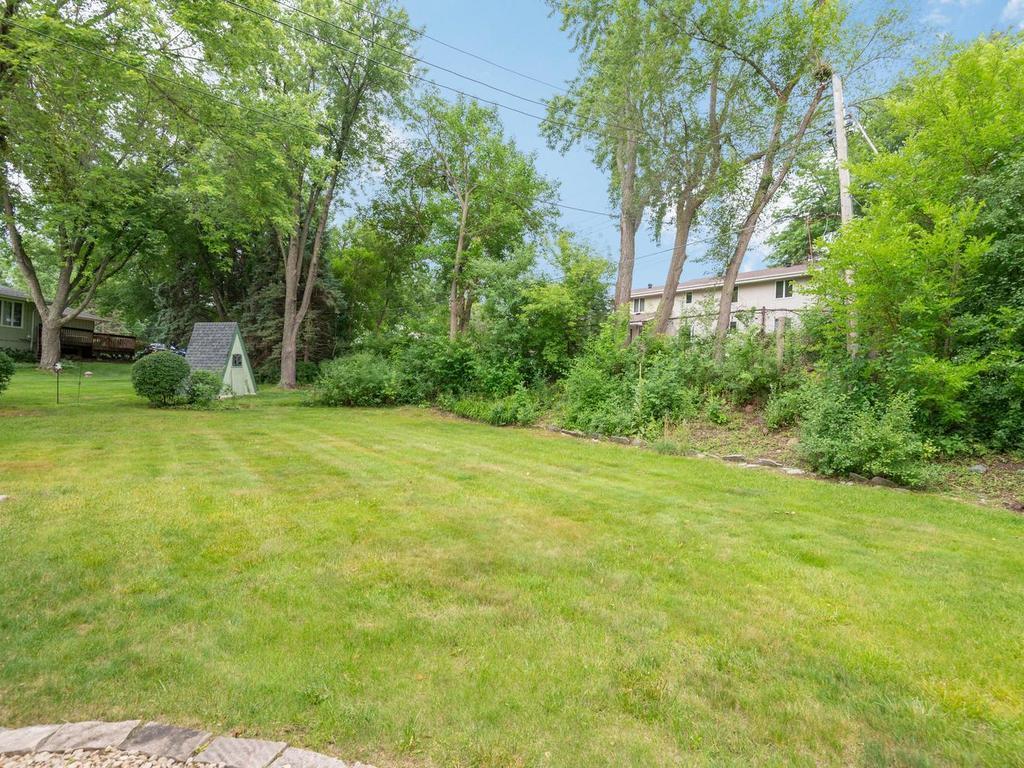 8108 Ensign Curve Bloomington MN 55438 7099015 image30