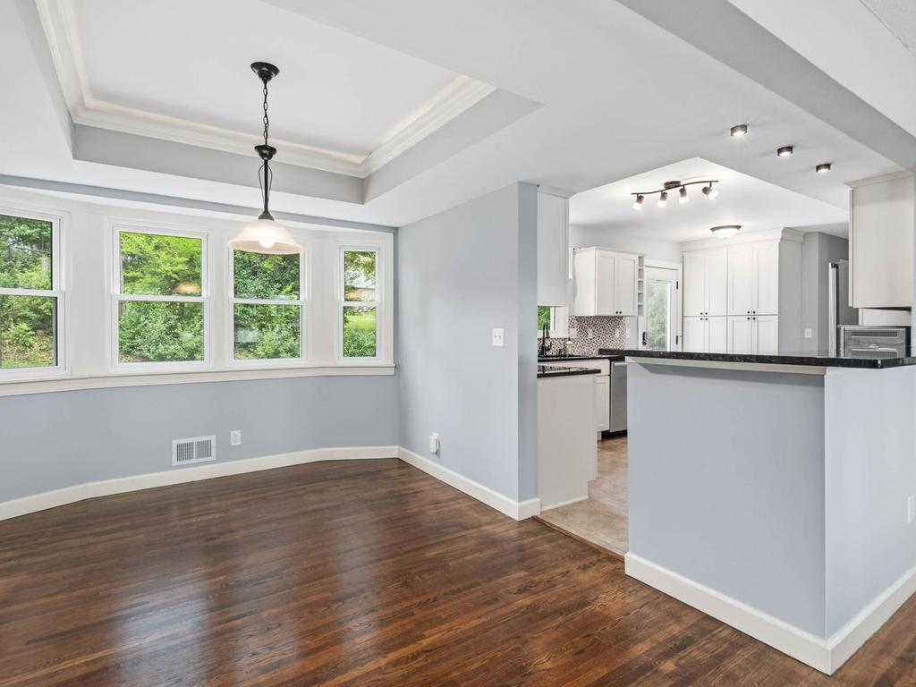 8108 Ensign Curve Bloomington MN 55438 7099015 image8