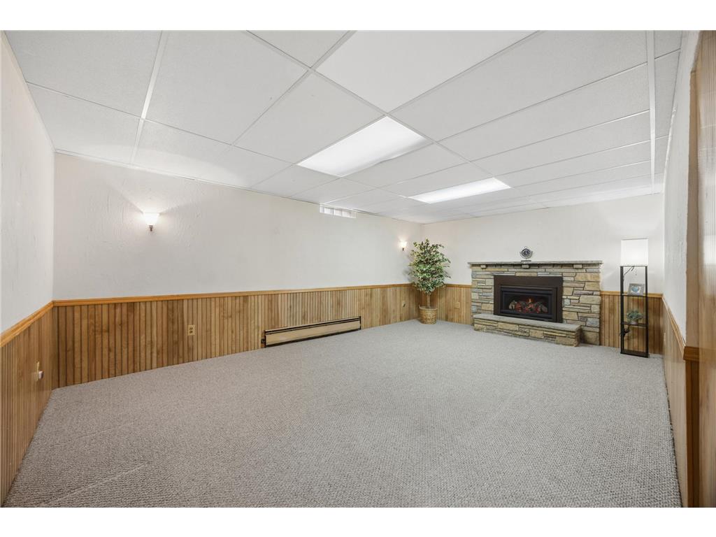 8108 Mount Curve Boulevard Brooklyn Park MN 55445 7071447 image17