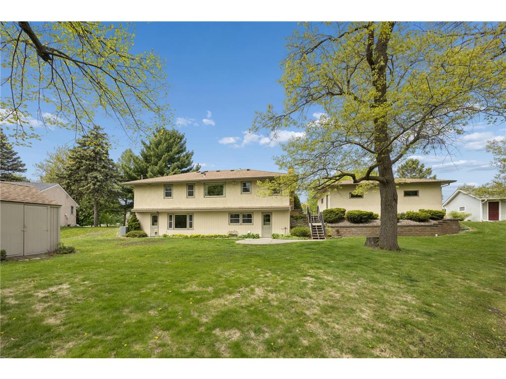 8108 Mount Curve Boulevard Brooklyn Park MN 55445 7071447 image2