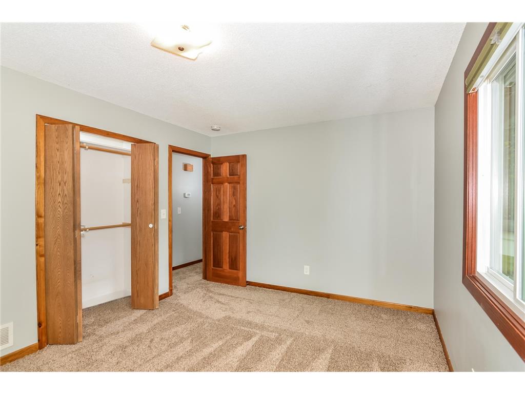 8108 N College Park Drive Brooklyn Park MN 55445 7014611 image10